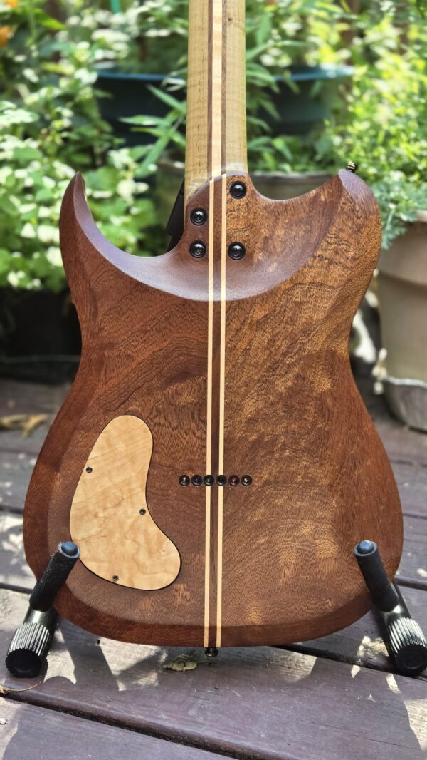 Severin ST1 Roasted Maple Electric Guitar - Image 9