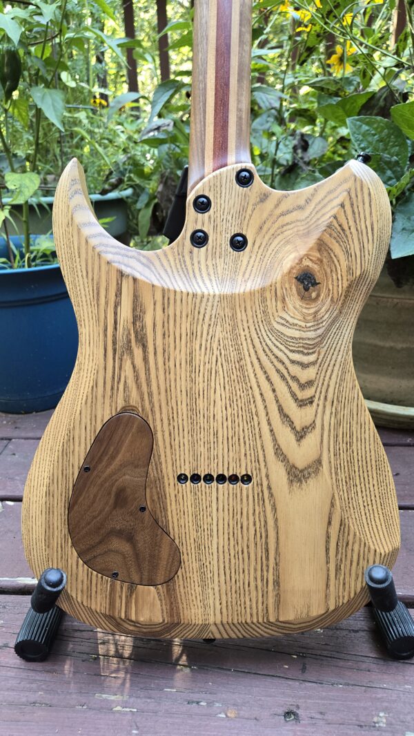 Severin ST1 Walnut & Ash Electric Guitar - Image 7