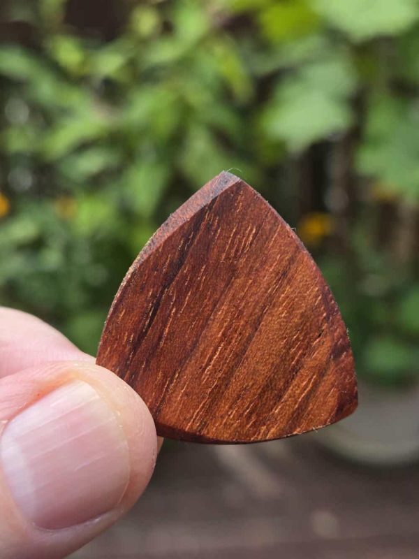 Tri-Tip Wood Guitar Picks 4 Assorted - Image 5