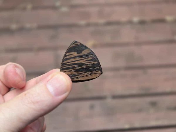 Tri-Tip Wood Guitar Picks 4 Assorted - Image 10