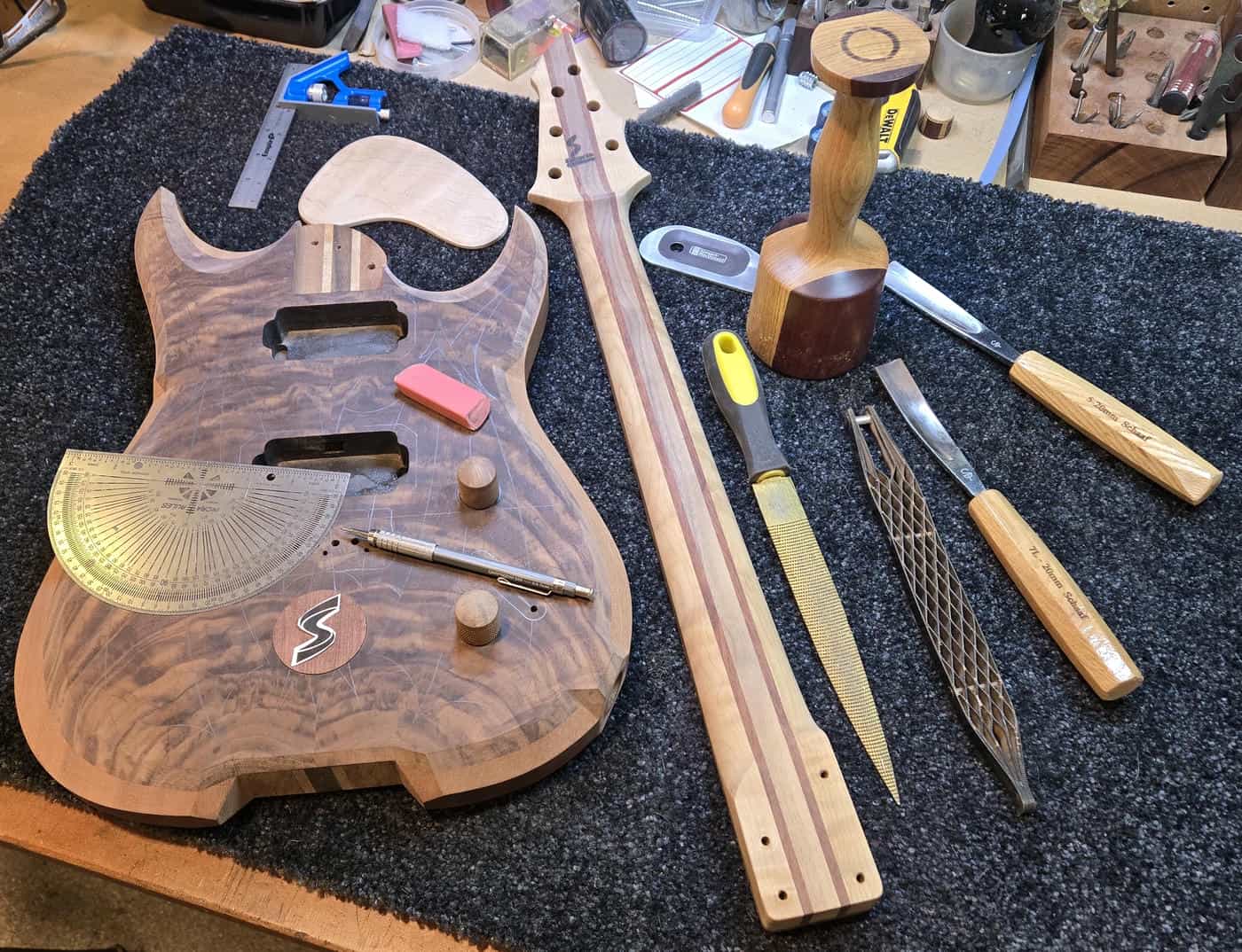 BenchTopAbout_compressed