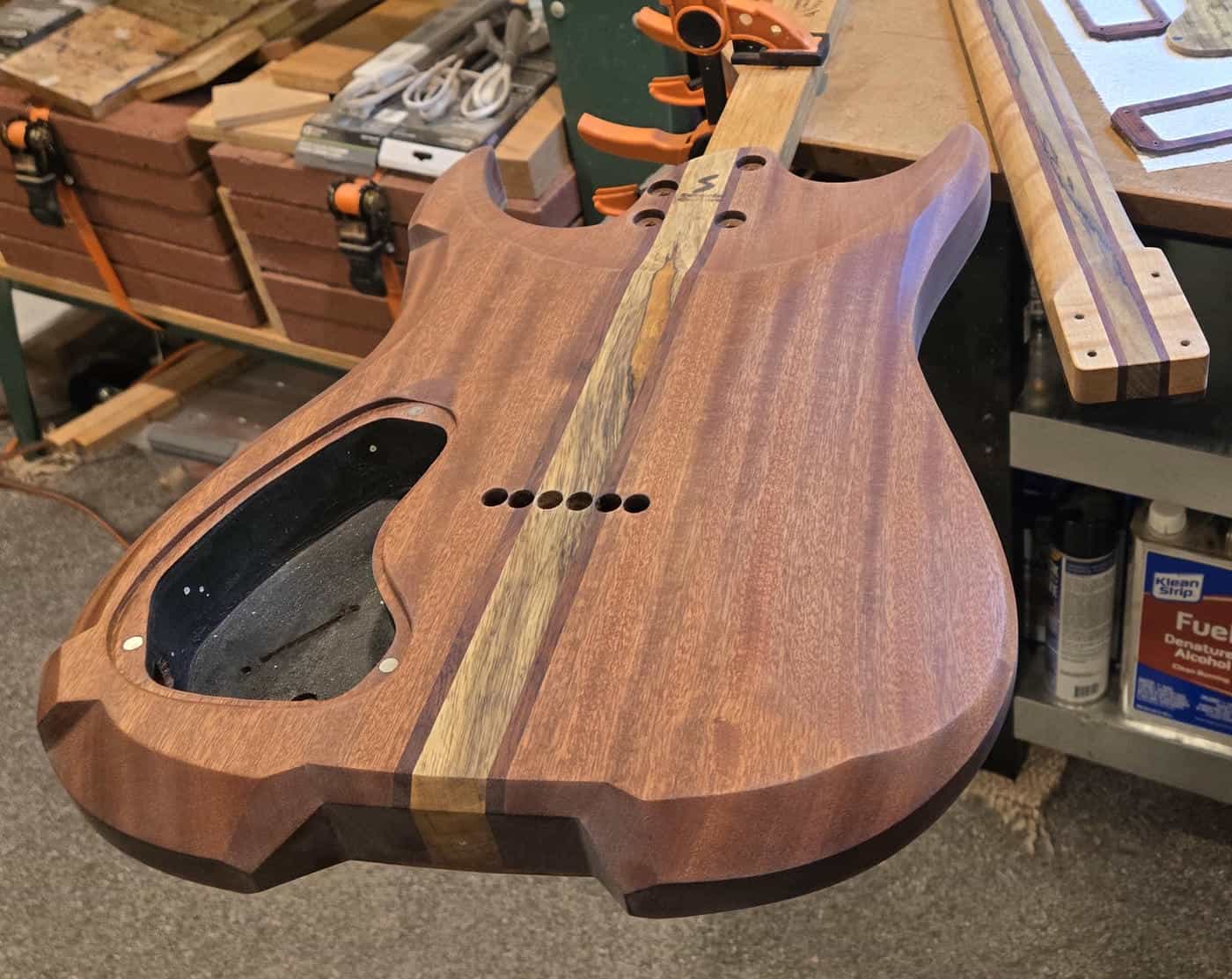 GuitarBody_compressed